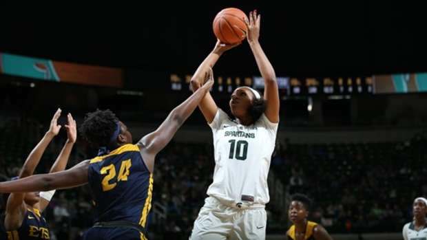 WOMEN'S BASKETBALL (PHOTO;  MSU SID)